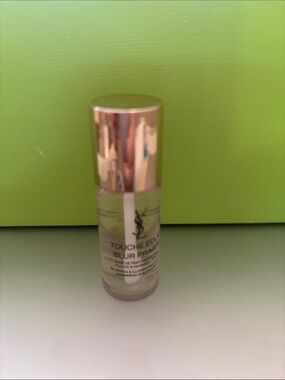 Yves Saint Laurent Blur Primer in Champagne Gold